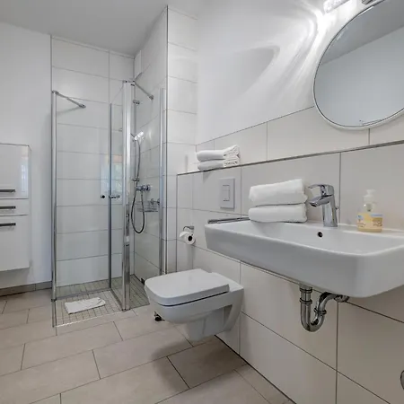 Bernsteinquartier Bq 0558 - Eichenkrone Kolpinsee